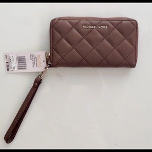 NEW WIYH TAG MICHEAL KORS WALLET - Gray